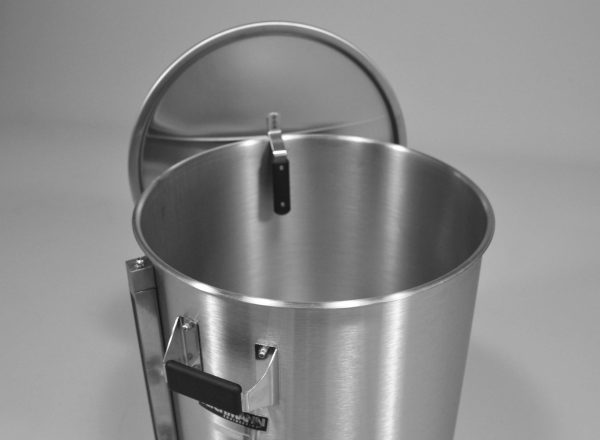Newly designed cantilevered lid handle is ergonomic, cool to the touch, and can rest about anywhere on the kettle or in your brewery. We've left no convenience unturned.
